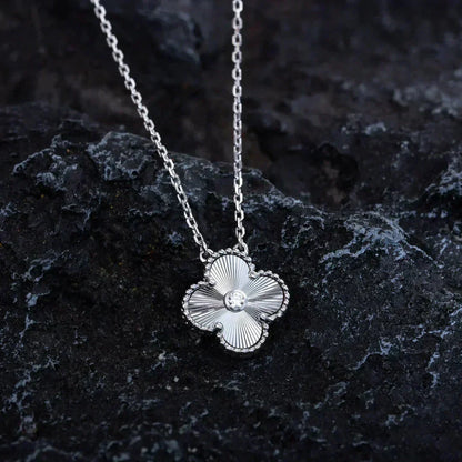 [Dawnora Jewelry]CLOVER  15MM DIAMOND LASER NECKLACE SILVER