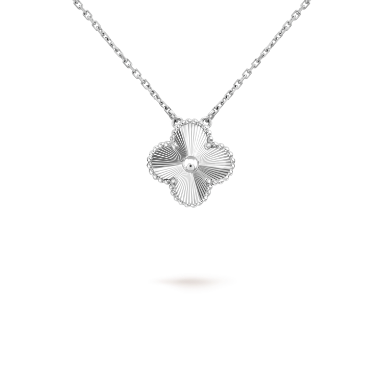 [Dawnora Jewelry]CLOVER 15MM LASER NECKLACE SILVER